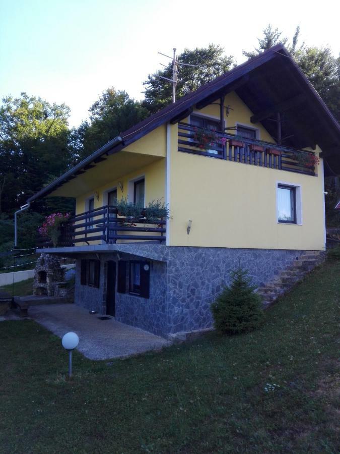 Getaway "At The Three Lights" Βίλα Sevnica Εξωτερικό φωτογραφία